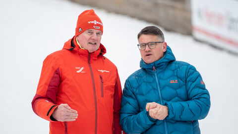 Ministerpräsident Rhein beim Skisprung-Weltcup in Willingen