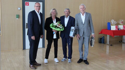 (v.r.n.l.) Eberhard Nixdorf, Werner Schaefer, Kerstin Peterson-Schaefer, Peter Beuth